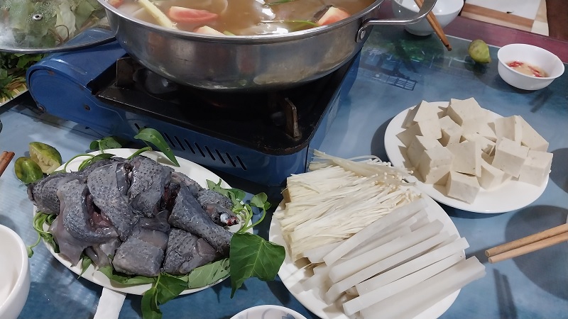 Muốn ăn lẩu gà đen Đồng Văn chuẩn vị hãy đến nhà hàng Chi Cu Cu.