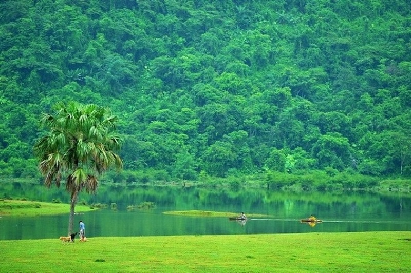 Hồ Noong.