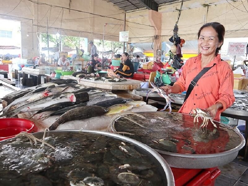 Chợ đầu mối Hoà Cường.