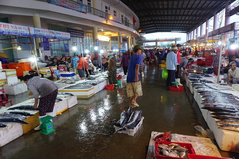 Chợ hải sản Đà Nẵng Thọ Quang.